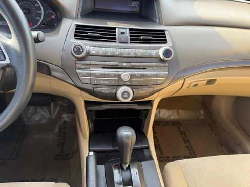 Used 2009 Honda Accord LX image 11