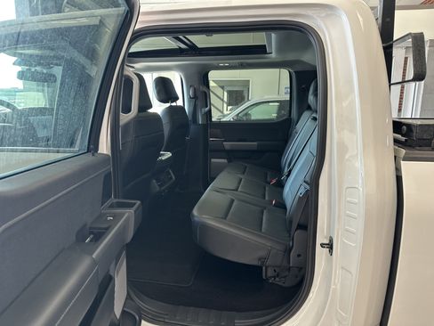 Used 2022 Ford F150 Lariat w/ Equipment Group 502A High image 7