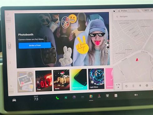 Used 2024 Tesla Model X image 55