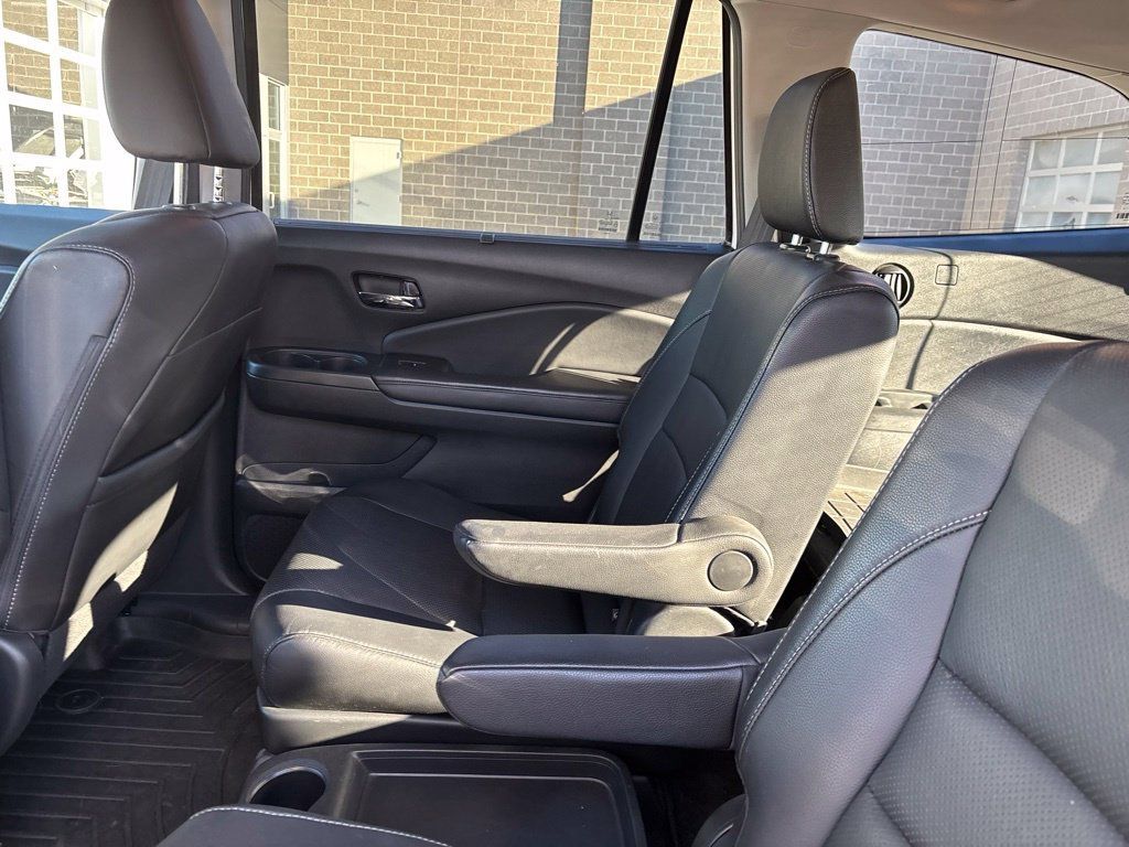 Used 2018 Honda Pilot Elite image 11