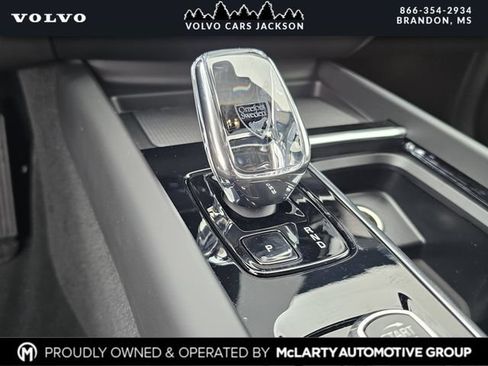 New 2026 Volvo XC60 B5 Plus w/ Protection Package Premier AWD/4WD image 21