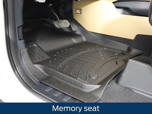 New 2026 Ford F350 Lariat w/ Black Appearance Package image 33