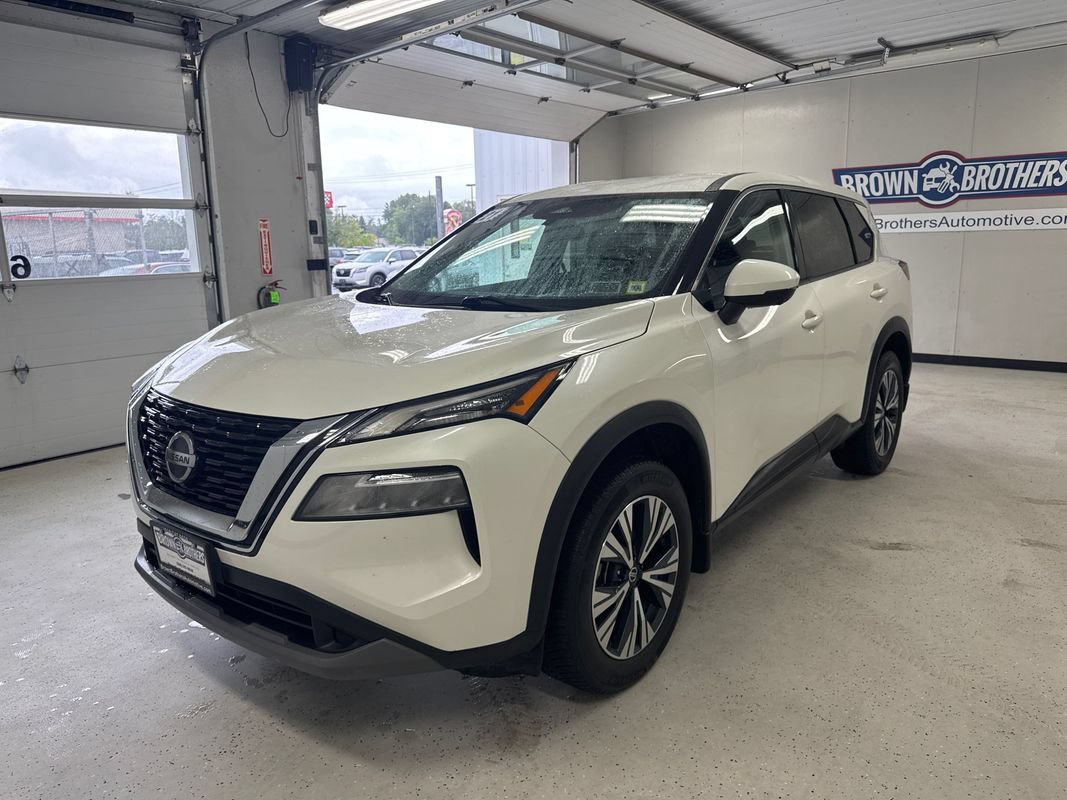 Used 2021 Nissan Rogue SV AWD/4WD image 2
