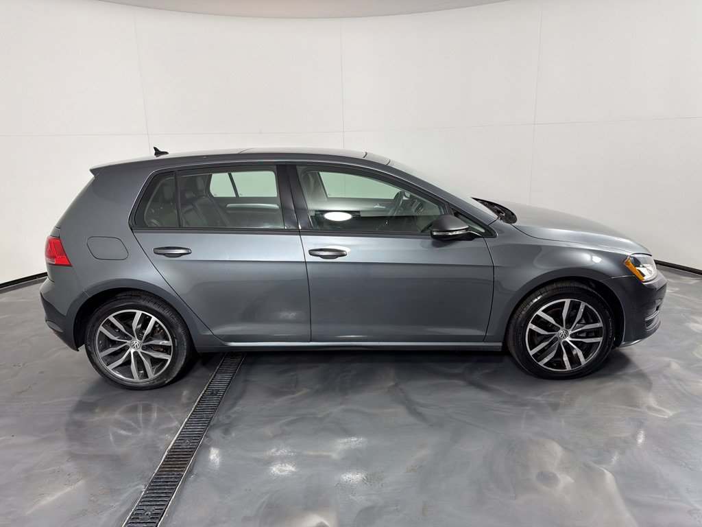 Used 2016 Volkswagen Golf SE FWD image 4