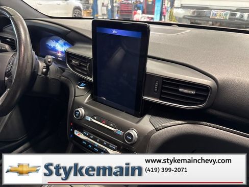 Used 2020 Ford Explorer ST w/ ST Street Pack image 22