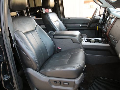 Used 2012 Ford F250 Lariat w/ Lariat Ultimate Pkg AWD/4WD image 42