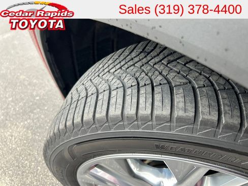 Used 2022 Toyota Highlander Limited AWD/4WD image 26