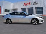 Used 2024 Nissan Altima 2.5 SV image 4