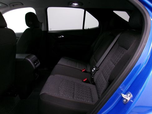 Certified 2024 Chevrolet Equinox LT image 9