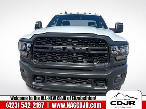 New 2024 RAM 3500 Tradesman image 8