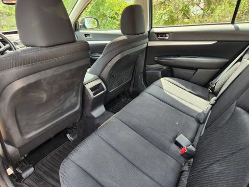 Used 2011 Subaru Legacy 2.5i Premium AWD/4WD image 19