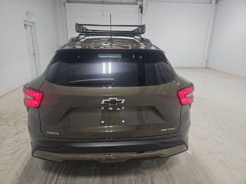 Used 2024 Chevrolet Trax ACTIV FWD image 6