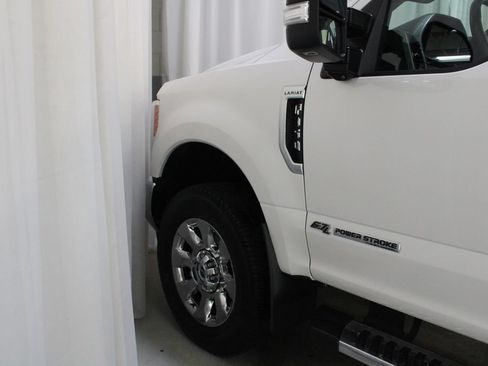 Used 2019 Ford F350 Lariat w/ Lariat Ultimate Package AWD/4WD image 31