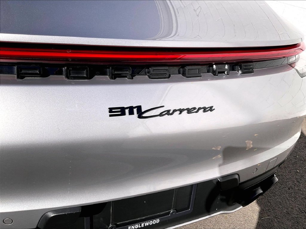 Certified 2021 Porsche 911 Carrera RWD image 32