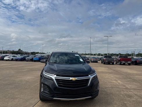 Used 2024 Chevrolet Equinox LT w/ Driver Convenience Package AWD/4WD image 3