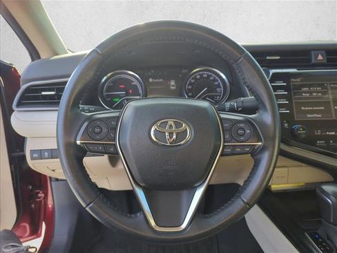Certified 2020 Toyota Camry XLE FWD image 12