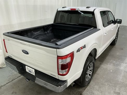 Used 2022 Ford F150 Lariat w/ Max Trailer Tow Package image 3