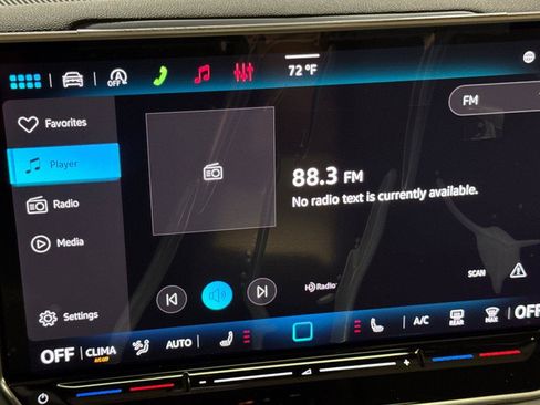 New 2026 Volkswagen Tiguan SE AWD/4WD image 17