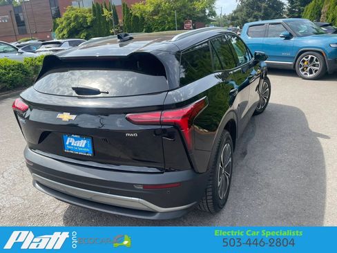 Used 2024 Chevrolet Blazer EV LT AWD/4WD image 10