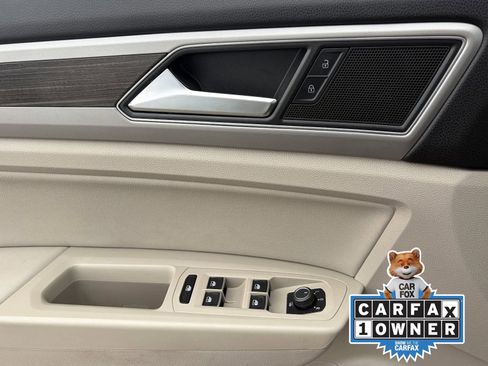 Used 2019 Volkswagen Atlas SEL image 23