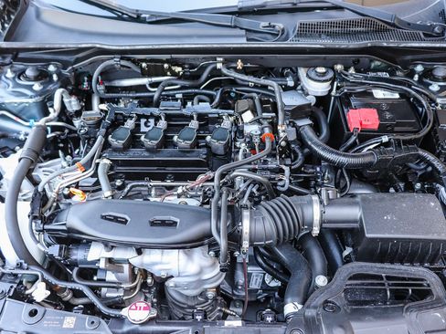 Certified 2022 Honda Civic EX image 32