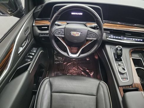 Certified 2023 Cadillac Escalade Premium Luxury AWD/4WD image 15