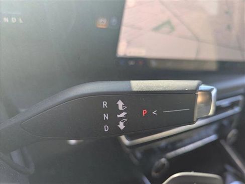 Certified 2025 Chevrolet Traverse LT w/ Driver Confidence Package image 11