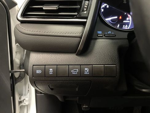 Used 2023 Toyota Camry SE FWD image 24