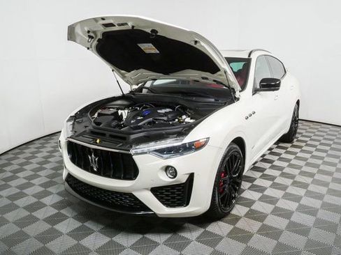 Used 2019 Maserati Levante S GranSport image 35