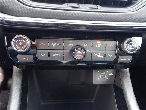 New 2026 Jeep Compass Trailhawk w/ Sun, Sound & Navigation Group image 21