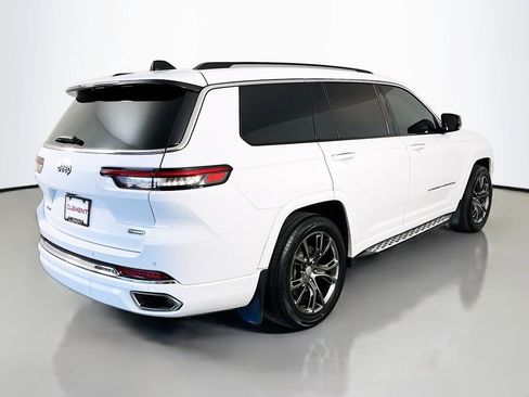 Used 2023 Jeep Grand Cherokee L Overland w/ MOPAR Finishing Package AWD/4WD image 6