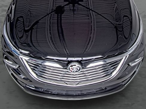 Used 2024 Buick Enclave Essence w/ Experience Buick Package image 18