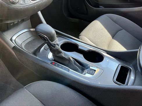 Used 2024 Chevrolet Malibu LT FWD image 22