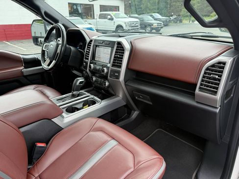 Used 2019 Ford F150 Platinum w/ Trailer Tow Package AWD/4WD image 26