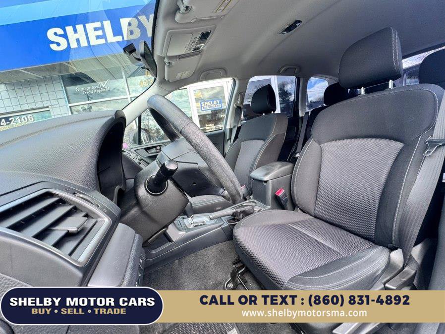 Used 2017 Subaru Forester 2.5i AWD/4WD image 10