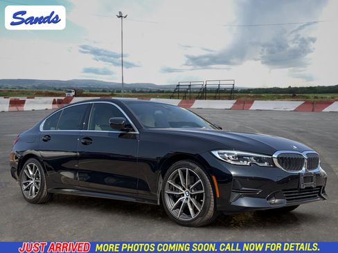 Used 2020 BMW 330i xDrive Sedan w/ Convenience Package AWD/4WD image 1