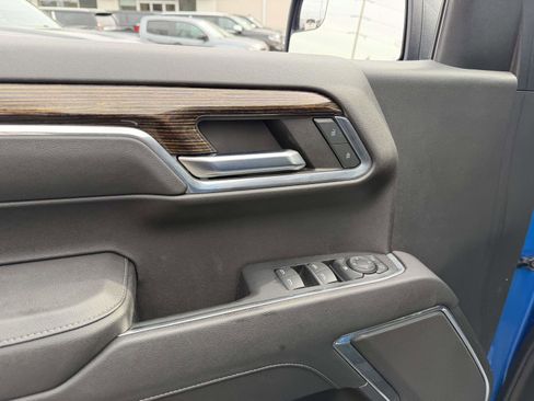 Certified 2024 GMC Sierra 1500 Elevation image 17