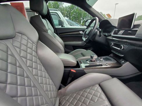 Used 2018 Audi SQ5 Premium Plus AWD/4WD image 4