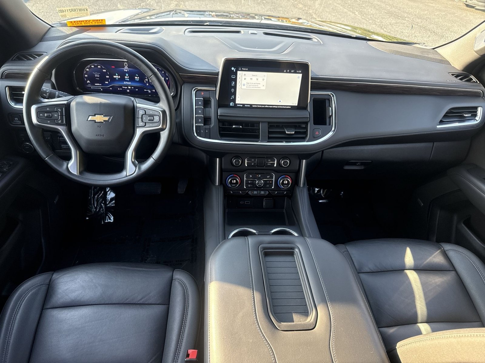 Used 2024 Chevrolet Suburban LT w/ Luxury Package AWD/4WD image 24