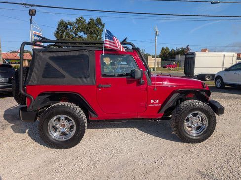Used 2009 Jeep Wrangler X image 8