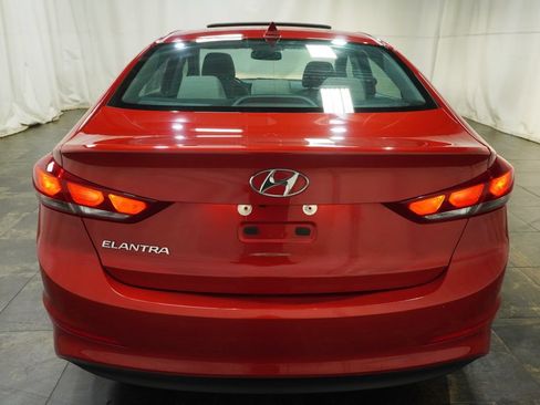 Used 2018 Hyundai Elantra Value Edition w/ Cargo Package FWD image 5