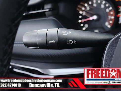 New 2026 Jeep Compass Latitude image 28