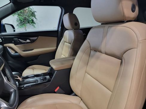 Certified 2022 Chevrolet Blazer Premier w/ Enhanced Convenience Package AWD/4WD image 13