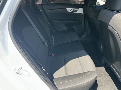 Used 2023 Kia Forte LX FWD image 18