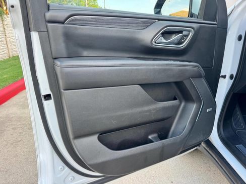 Used 2021 GMC Yukon XL SLT RWD image 9