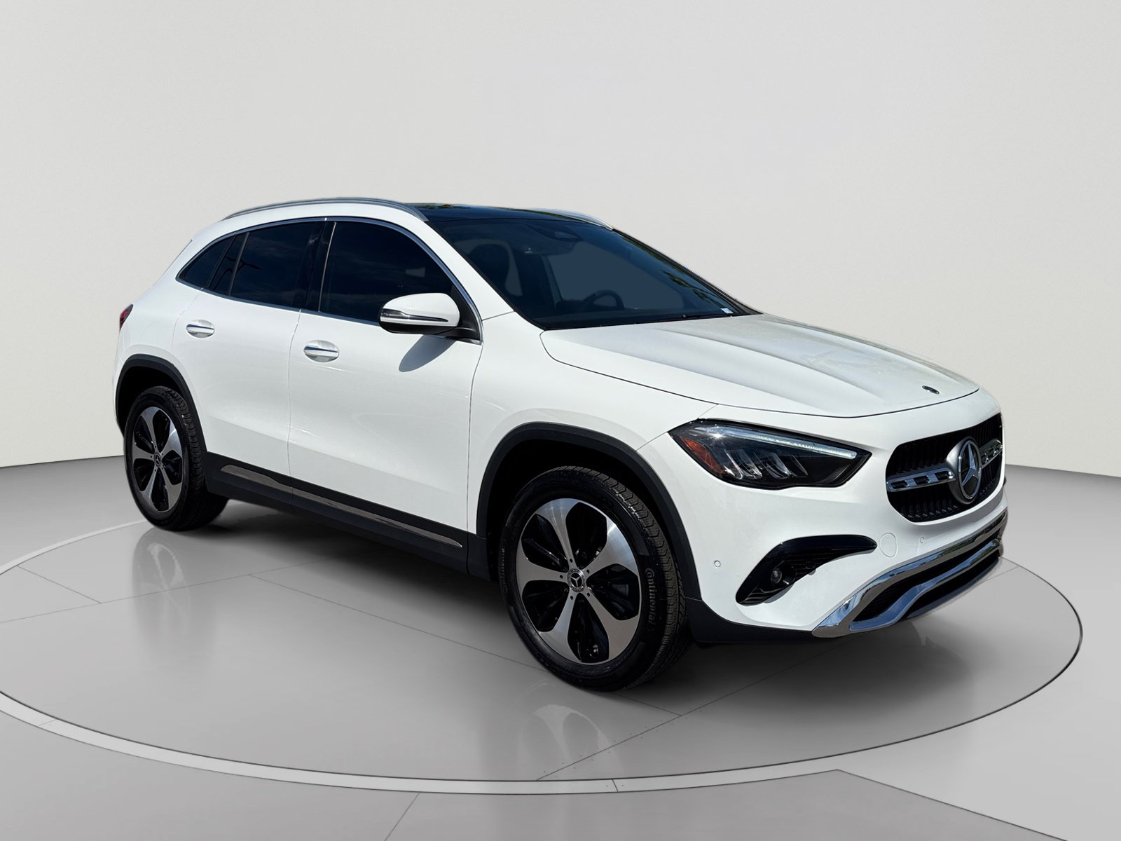 Used 2025 Mercedes-Benz GLA 250 4MATIC image 7