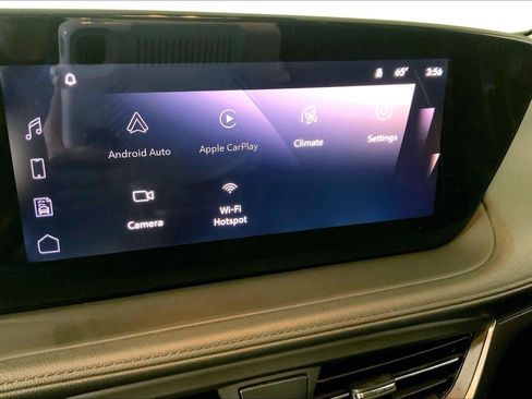 Used 2024 Buick Encore GX Avenir w/ Avenir Technology Package image 6