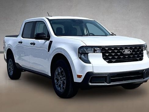 New 2026 Ford Maverick XLT FWD image 2