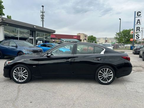Used 2019 INFINITI Q50 Luxe w/ Essential Package (3.0T Luxe) AWD/4WD image 2