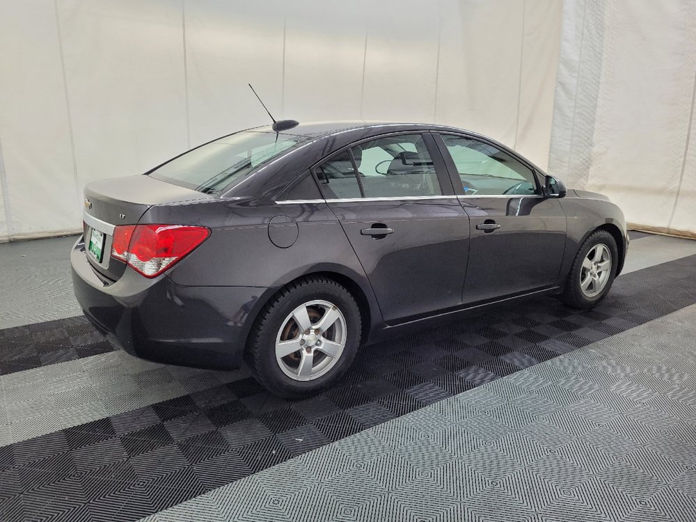 Used 2016 Chevrolet Cruze LT FWD image 10